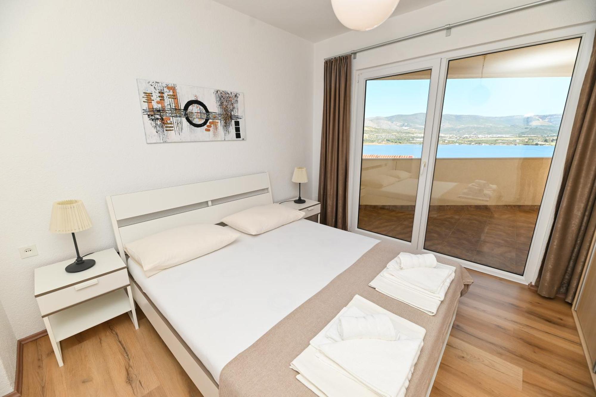 Apartments Bluesky Trogir Ngoại thất bức ảnh