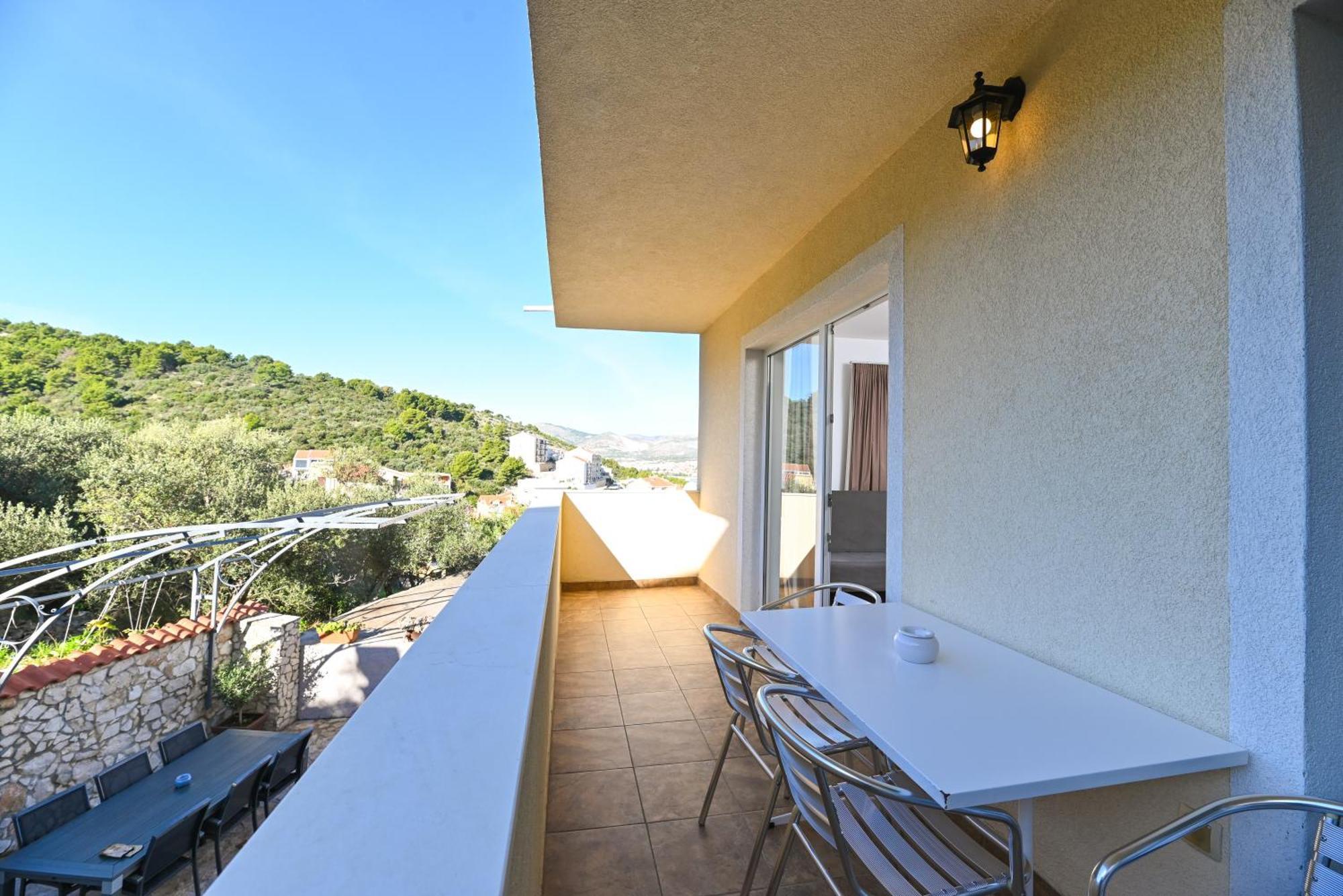 Apartments Bluesky Trogir Ngoại thất bức ảnh