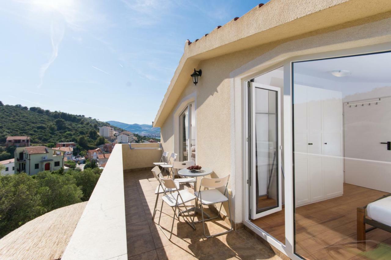 Apartments Bluesky Trogir Ngoại thất bức ảnh